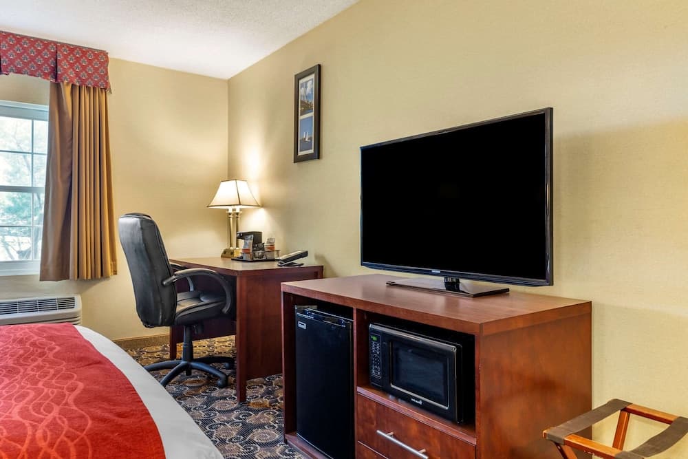 Comfort Inn Rockland - Boston gallery photo in Rockland — image 25