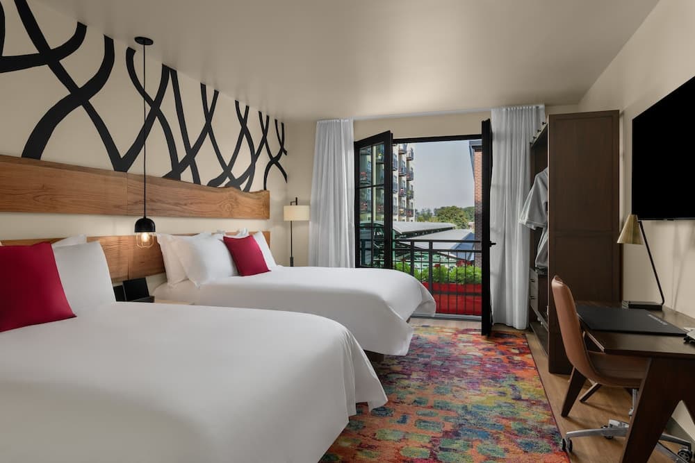 The Gordon Hotel property views in Eugene, OR — gallery photo 3