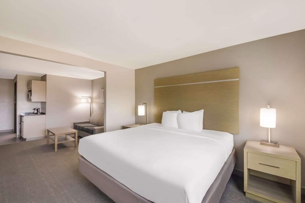 Best Western Plus Killeen/Fort Cavazos Hotel & Suites gallery photo in Killeen, TX — image 8