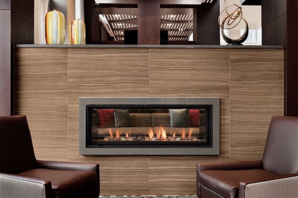 Embassy Suites by Hilton Noblesville Indianapolis Convention Center interior in Noblesville, IN — gallery photo 2