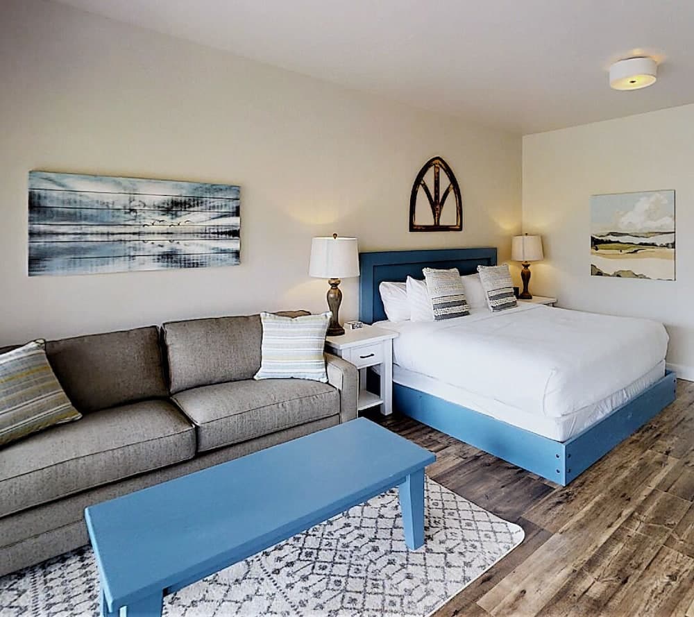 The Suites at Indian Springs Montana featured exterior or lobby in Eureka, MT — similar hotel