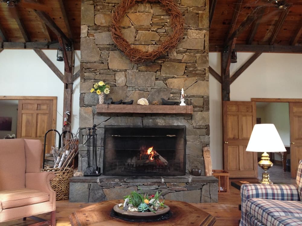 The INN at Willow Pond property views in Manchester Center, VT — gallery photo 3