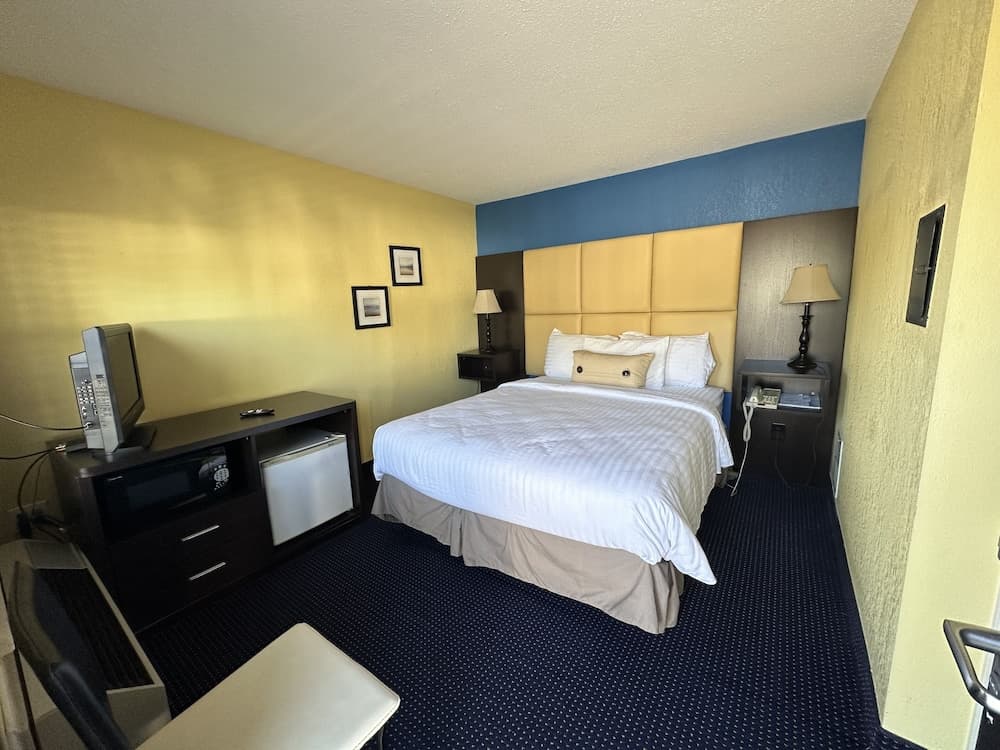 Welcome Inn property views in North Kingstown — gallery photo 3