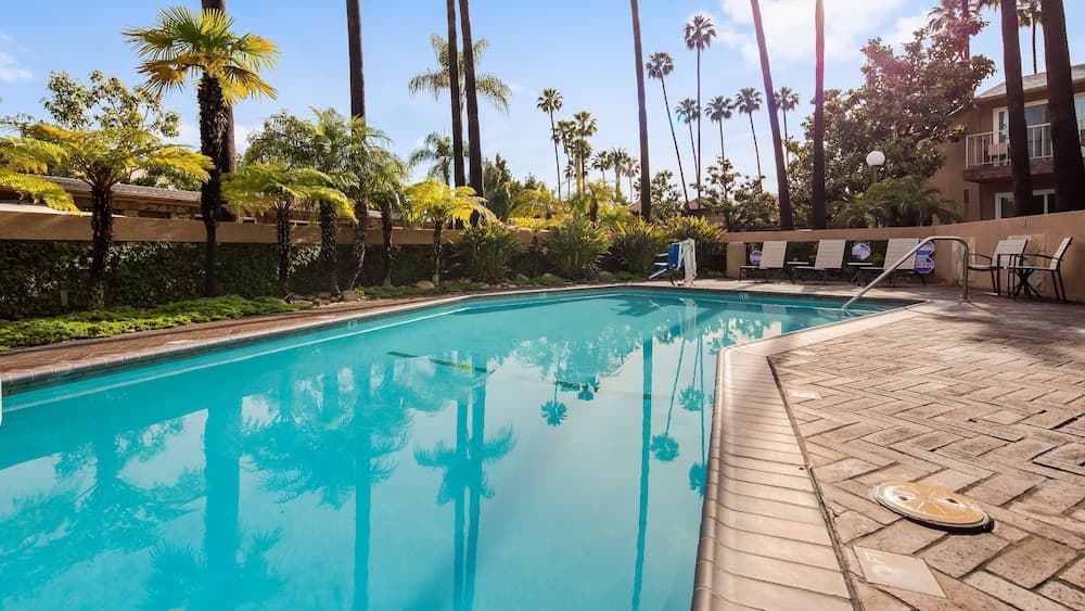Best Western Pine Tree Motel property views in Chino, CA — gallery photo 3