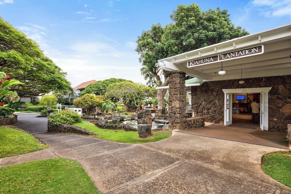 Kiahuna Plantation Resort Kauai by OUTRIGGER interior in Koloa, HI — gallery photo 2