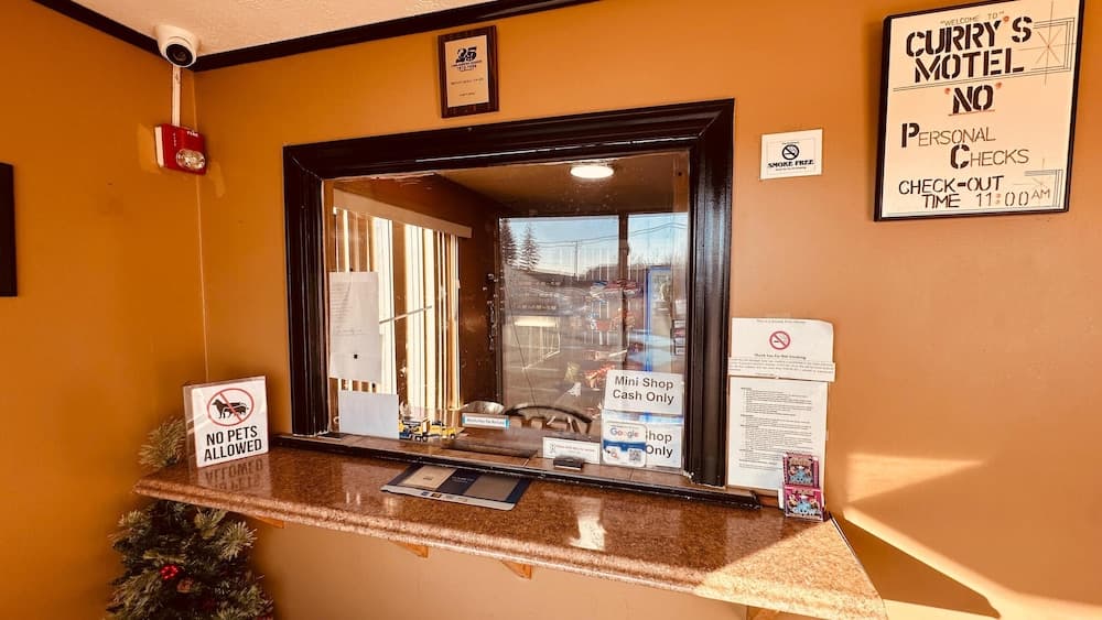 Curry’s Motel by OYO Saginaw MI property views in Saginaw, MI — gallery photo 3