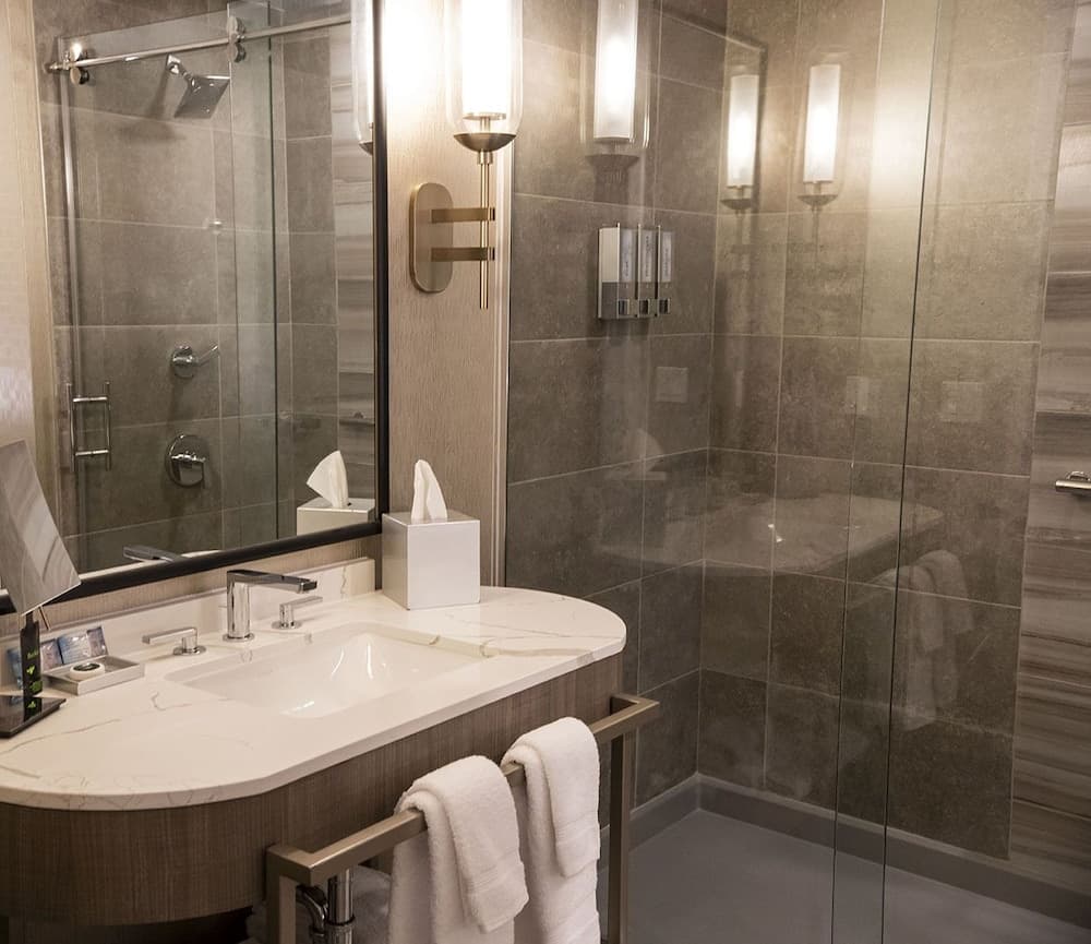 Angel Of The Winds Casino Resort gallery photo in Arlington, WA — image 32