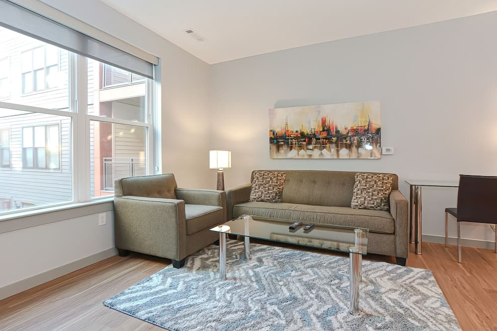 Global Luxury Suites Downtown Providence property views in Providence, RI — gallery photo 3