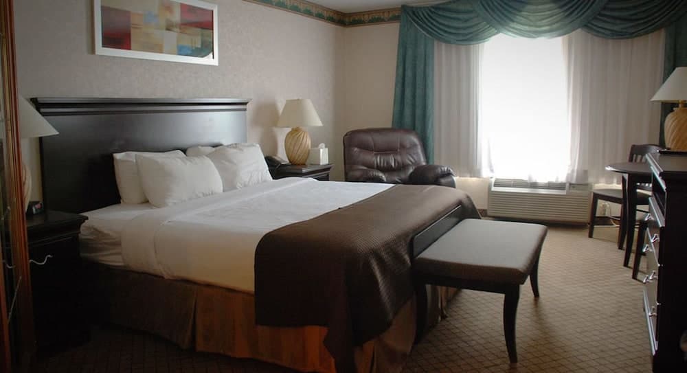 The Plaza Hotel & Suites Winona gallery photo in Winona, MN — image 37