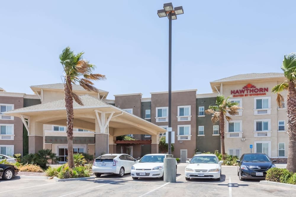 Hawthorn Suites by Wyndham Victorville featured exterior or lobby in Victorville, CA — similar hotel