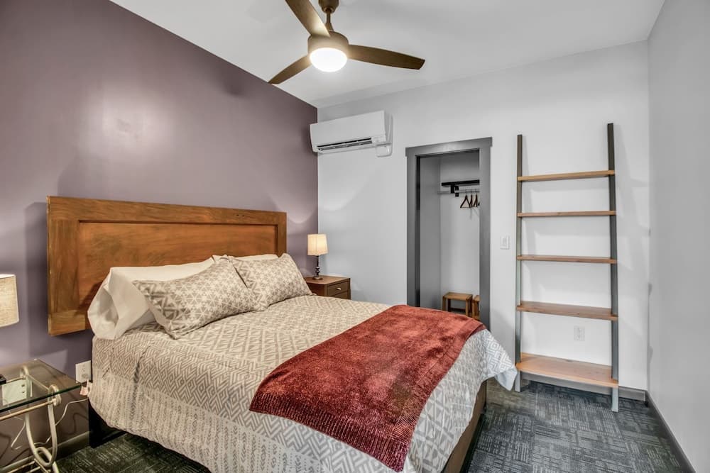 Webber Hotel interior in Lyndonville, NY — gallery photo 2