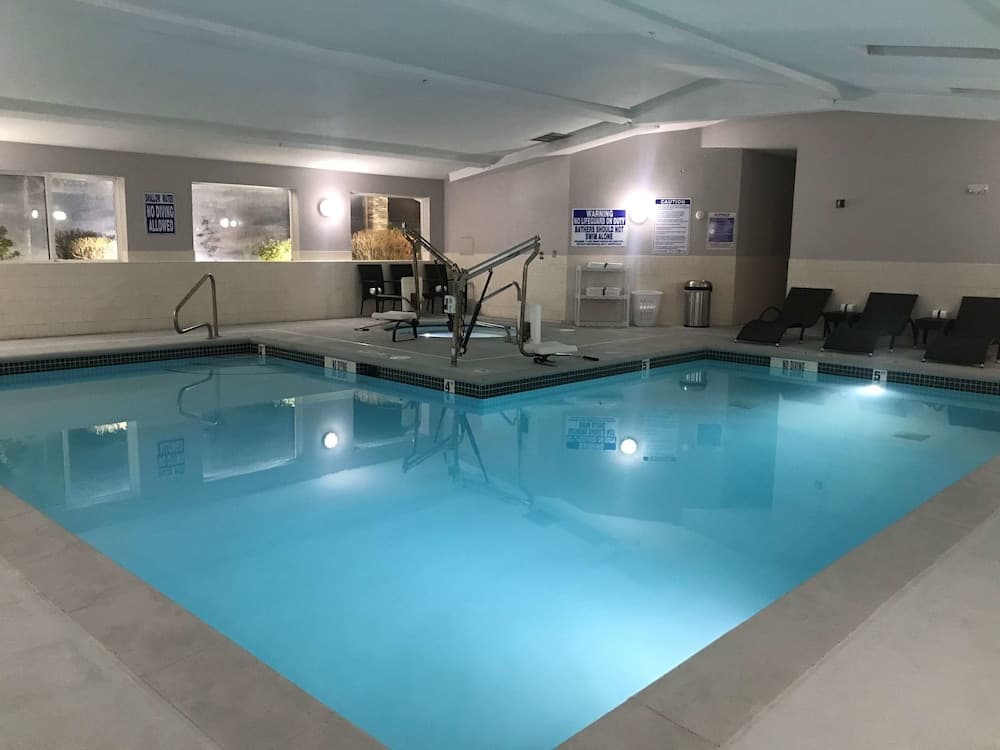 West Valley Inn interior in West Valley City, UT — gallery photo 2