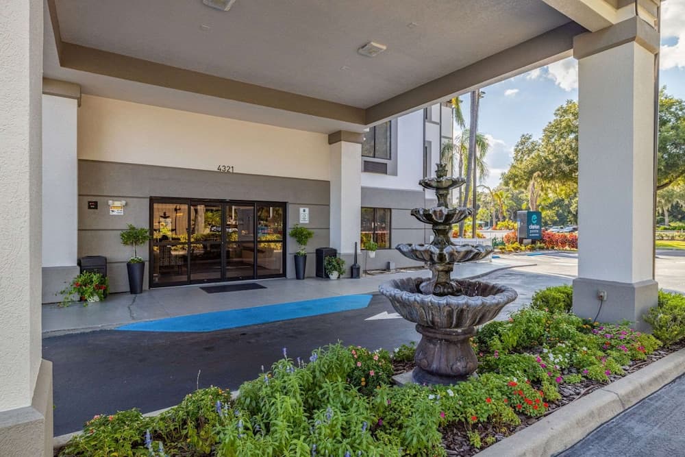 Clarion Pointe Lakeland I-4 gallery photo in Lakeland, FL — image 50