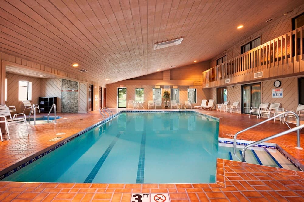 Ramada by Wyndham Wisconsin Dells featured exterior or lobby in Baraboo, WI — similar hotel