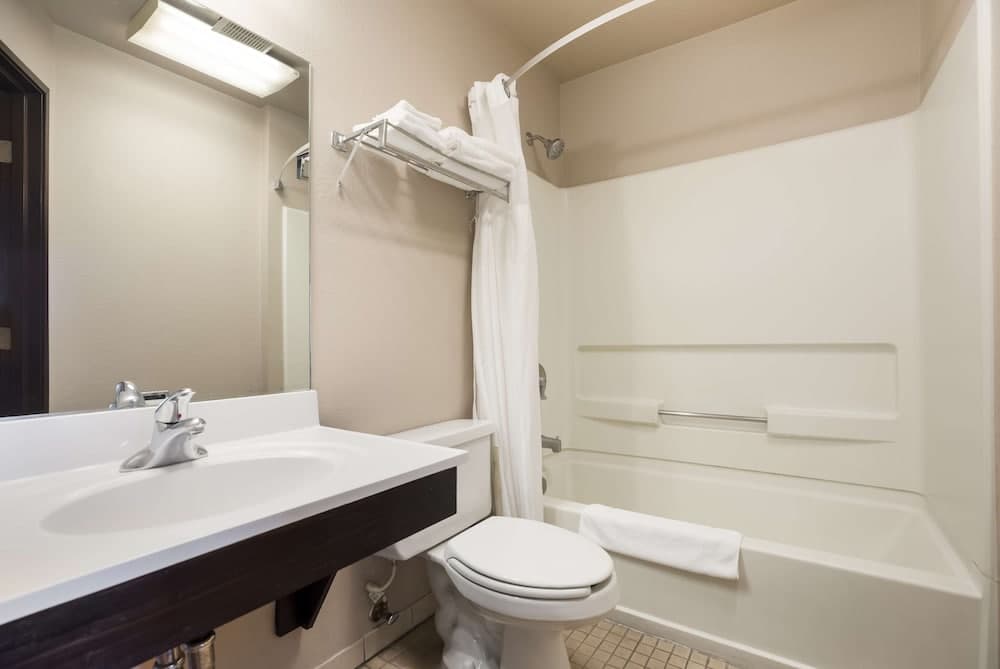 Americas Best Value Inn Sparks gallery photo in Sparks, NV — image 15