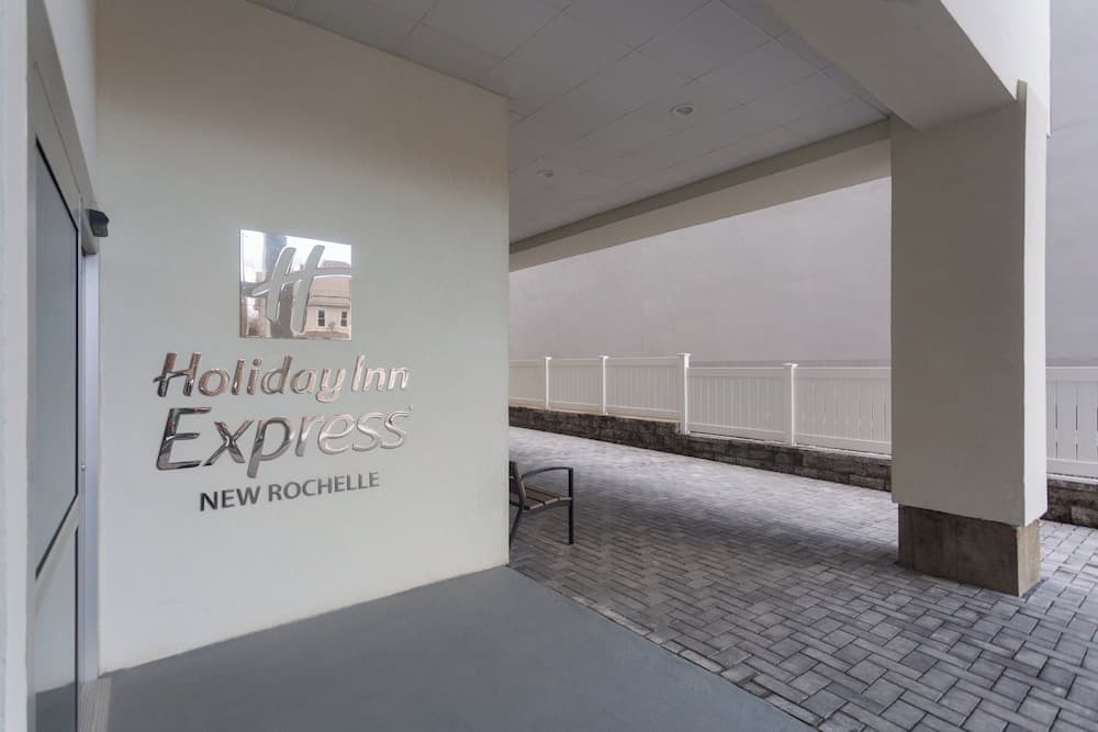 Holiday Inn Express New Rochelle by IHG — hotel in New Rochelle, New York