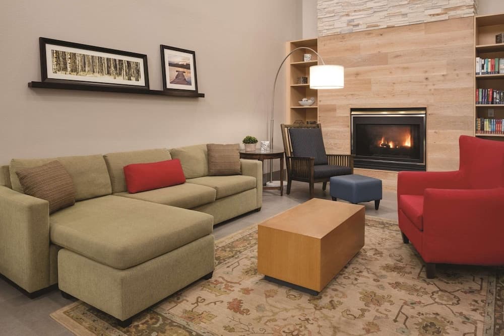 Country Inn & Suites by Radisson, Cedar Falls, IA gallery photo in Cedar Falls, IA — image 9