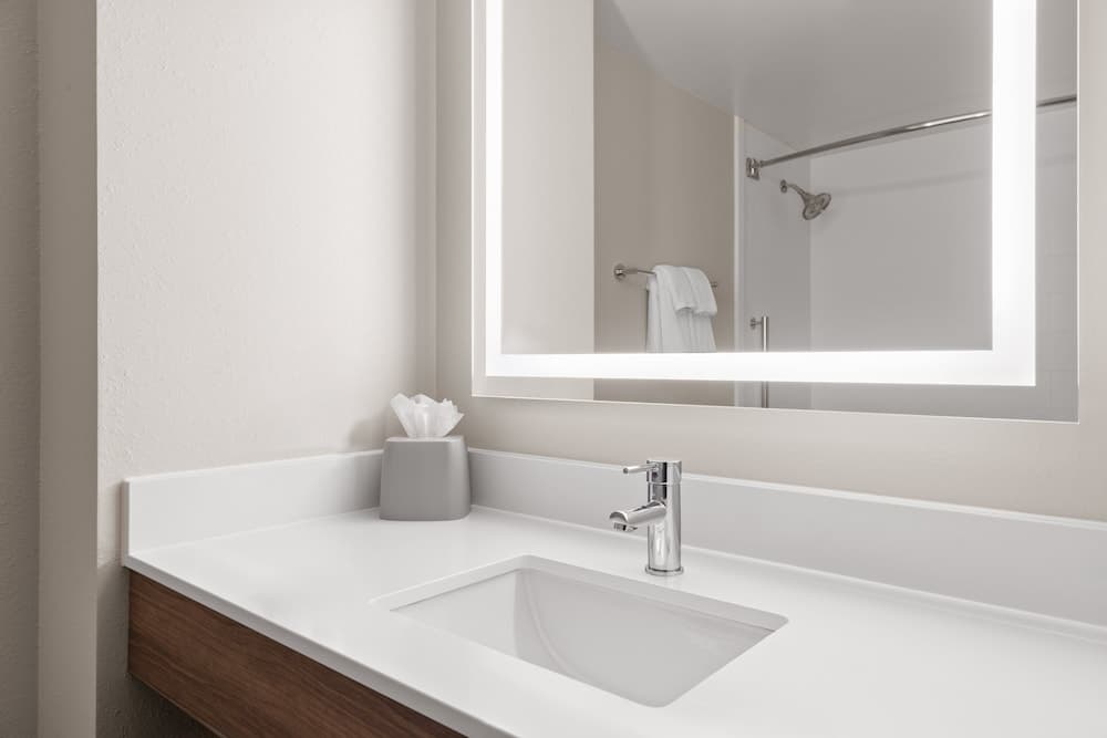 Holiday Inn Express Hotel & Suites Danbury - I-84 by IHG gallery photo in Danbury, CT — image 42