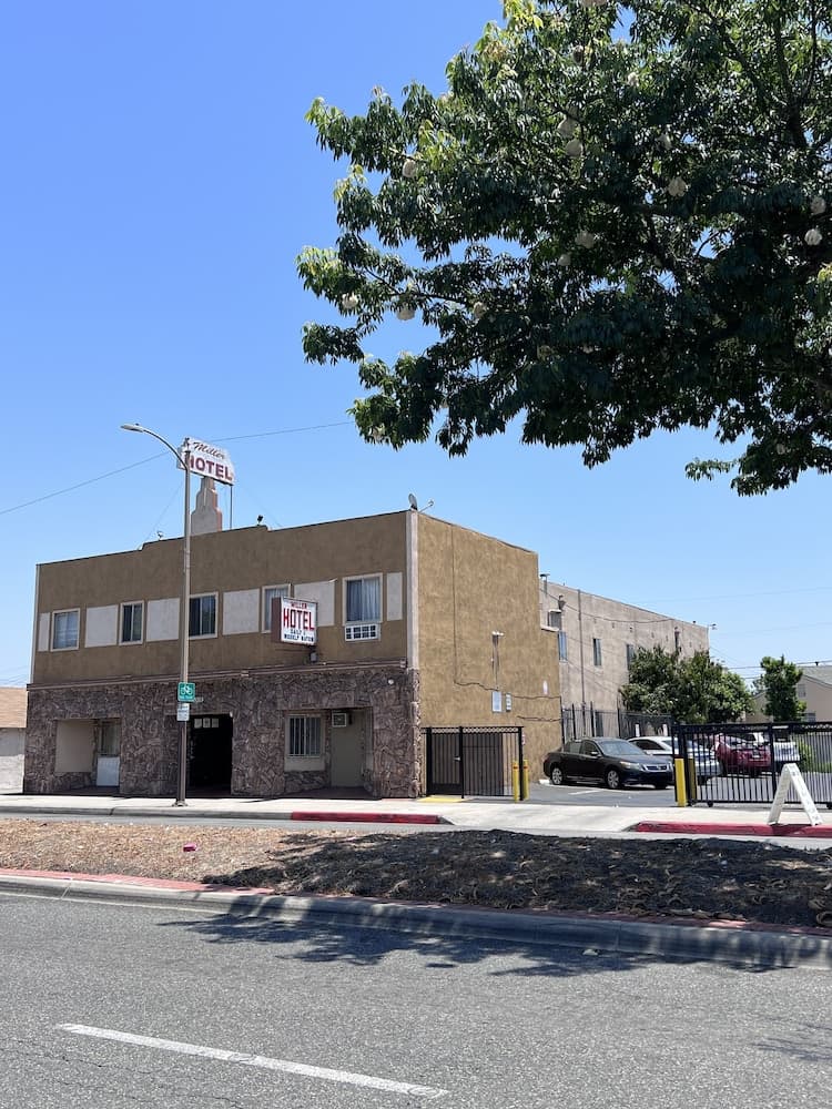 Miller Hotel property views in Bell Gardens, CA — gallery photo 3