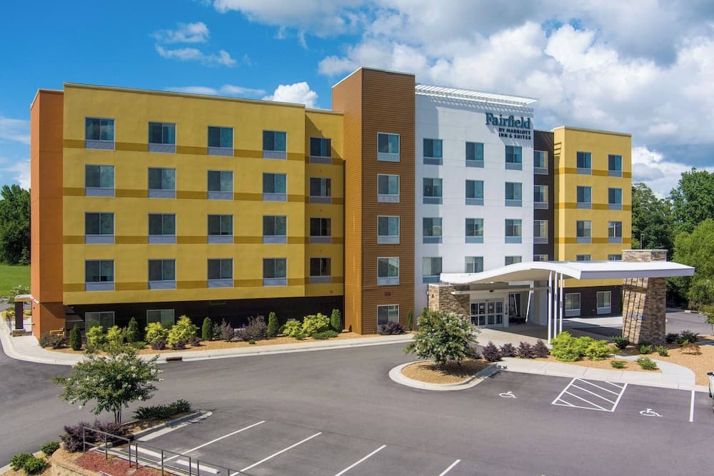 Fairfield Inn & Suites by Marriott Rocky Mount featured exterior or lobby in Rocky Mount, NC — similar hotel