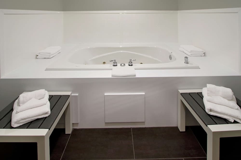 Hampton Inn Hagerstown-I-81 gallery photo in Hagerstown, MD — image 31