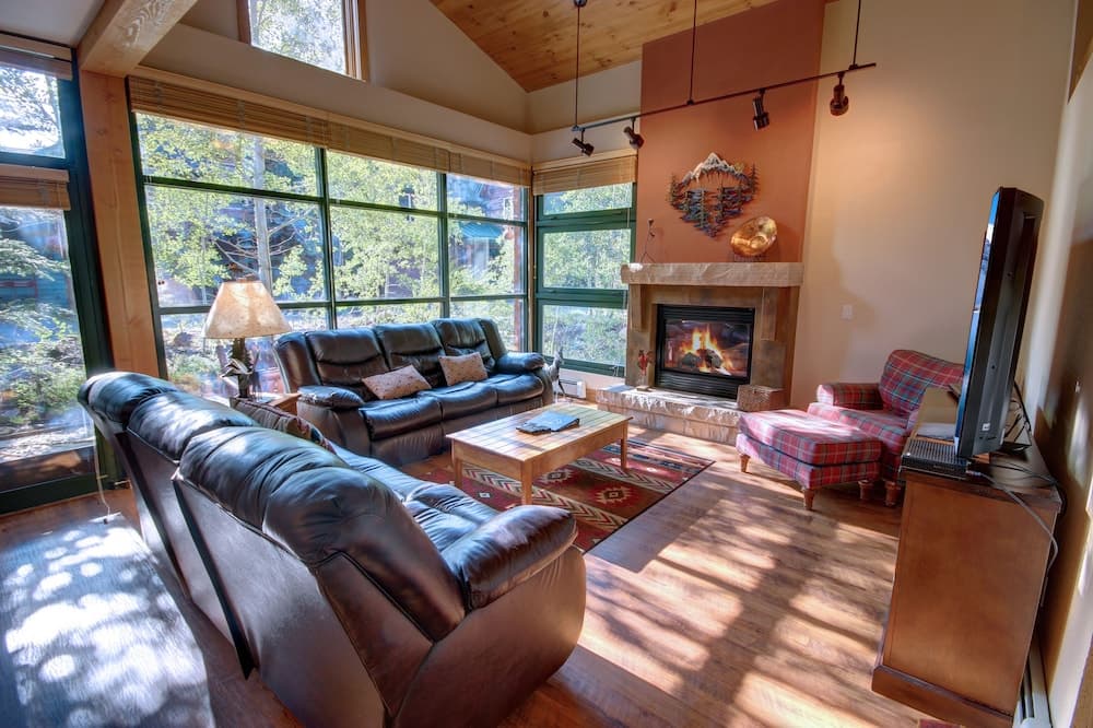 Ski Tip Ranch 8712 property views in Keystone, CO — gallery photo 3