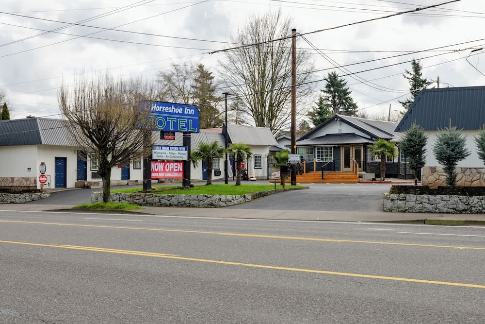 Horseshoe inn featured exterior or lobby in Portland, OR — similar hotel