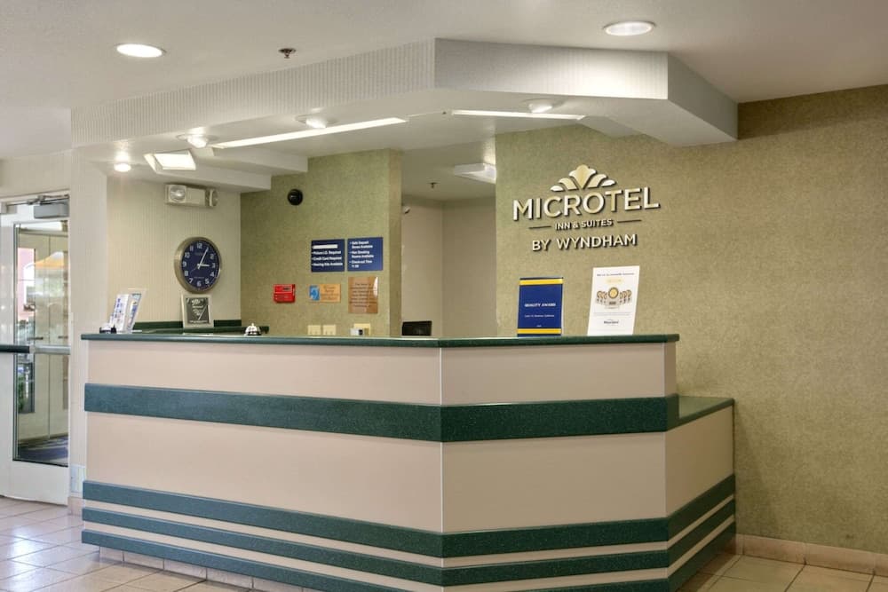 Microtel Inn & Suites by Wyndham Lodi/North Stockton interior in Lodi, CA — gallery photo 2