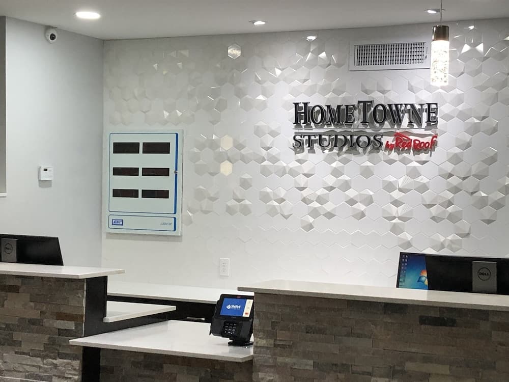 HomeTowne Studios San Antonio E - Frost Bank Center property views in San Antonio, TX — gallery photo 3