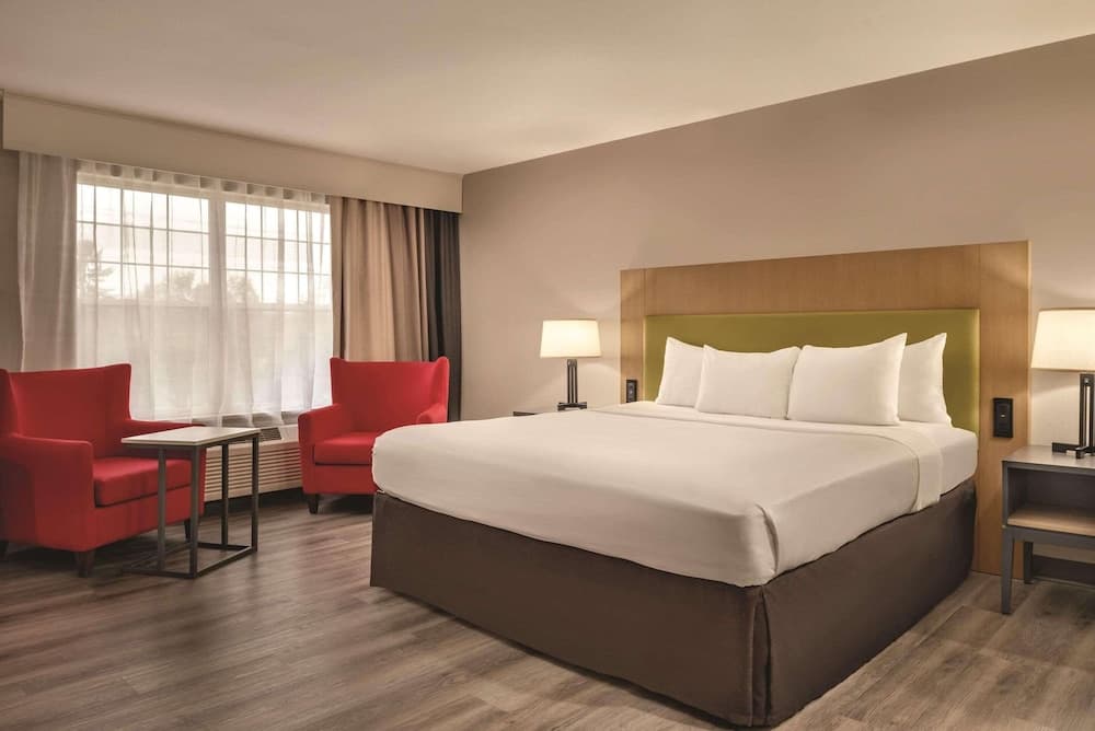 Country Inn & Suites by Radisson, Cedar Falls, IA gallery photo in Cedar Falls, IA — image 45