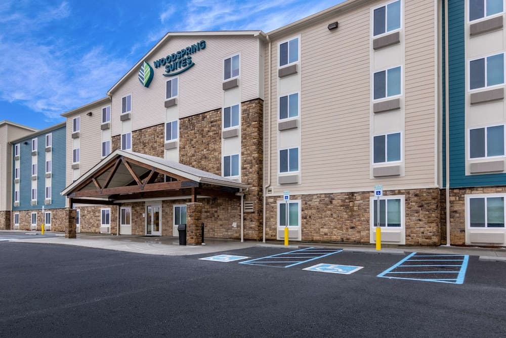 WoodSpring Suites Indianapolis Airport South featured exterior or lobby in Indianapolis, IN — similar hotel