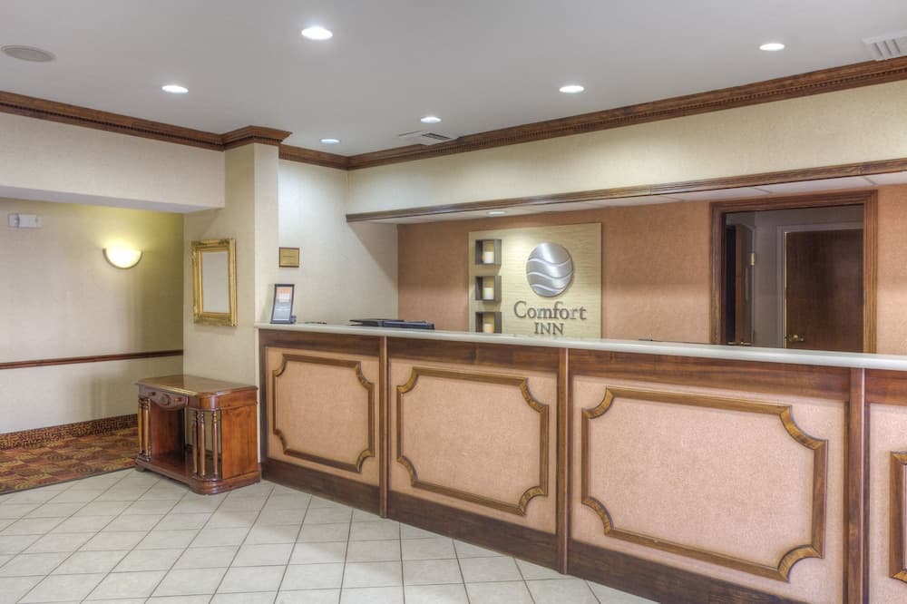 Comfort Inn Henderson - Evansville South property views in Henderson, KY — gallery photo 3