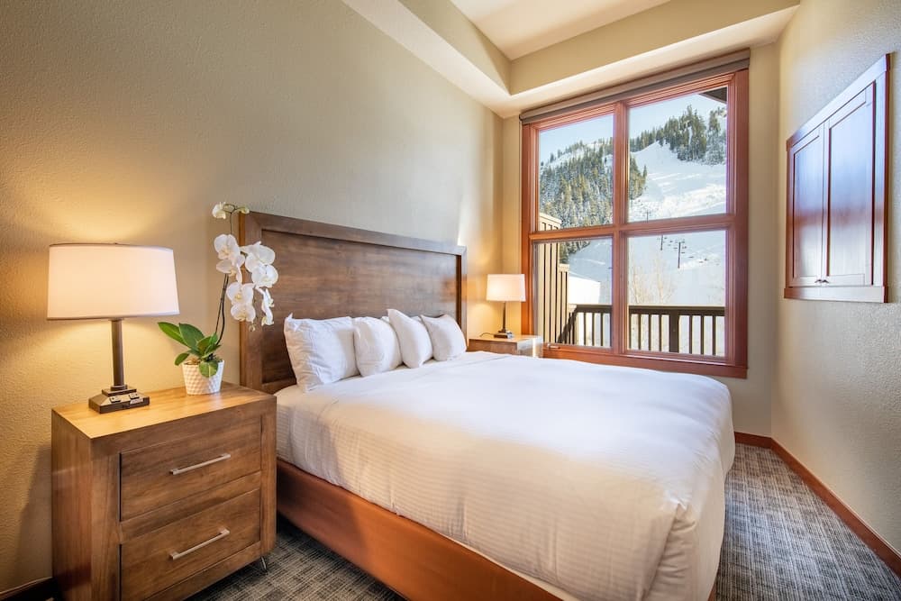 The Village at Palisades Tahoe interior in Olympic Valley — gallery photo 2