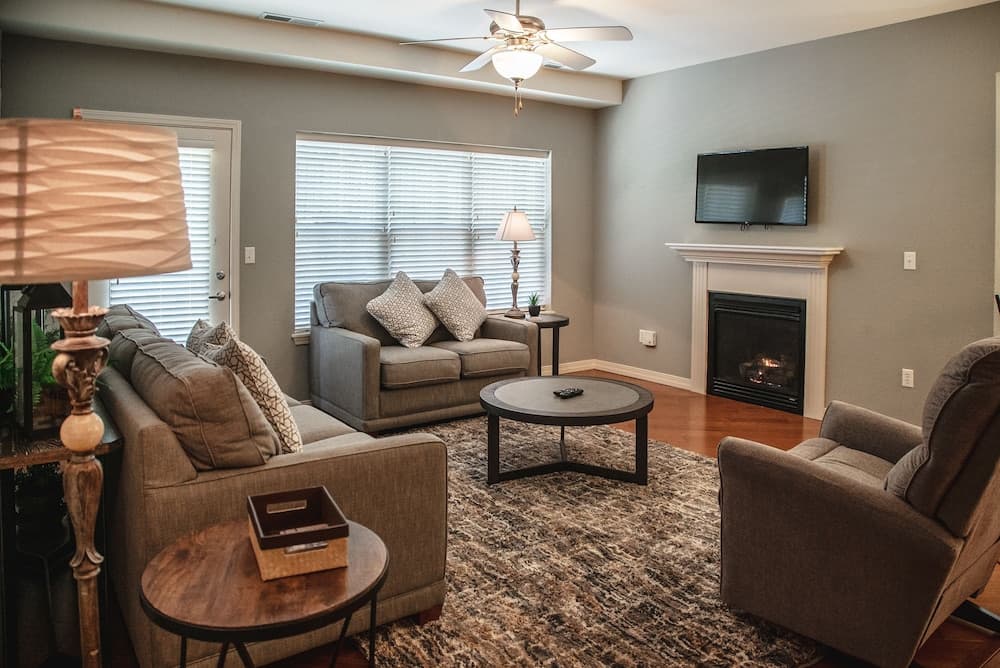 The Residence interior in Branson, MO — gallery photo 2