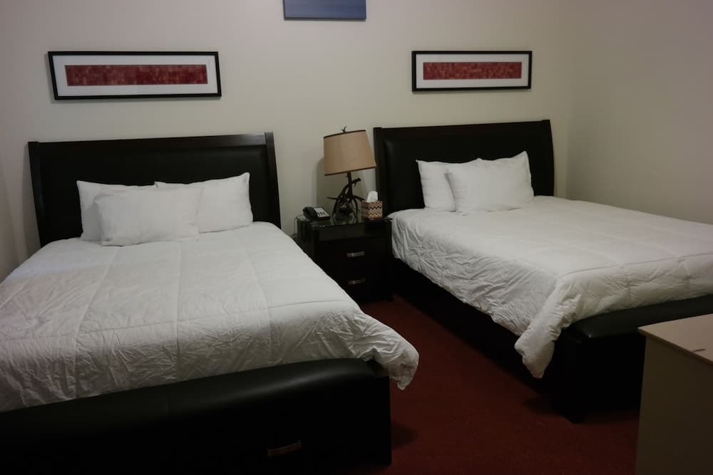 Sitka Hotel and Restaurant property views in Sitka, AK — gallery photo 3