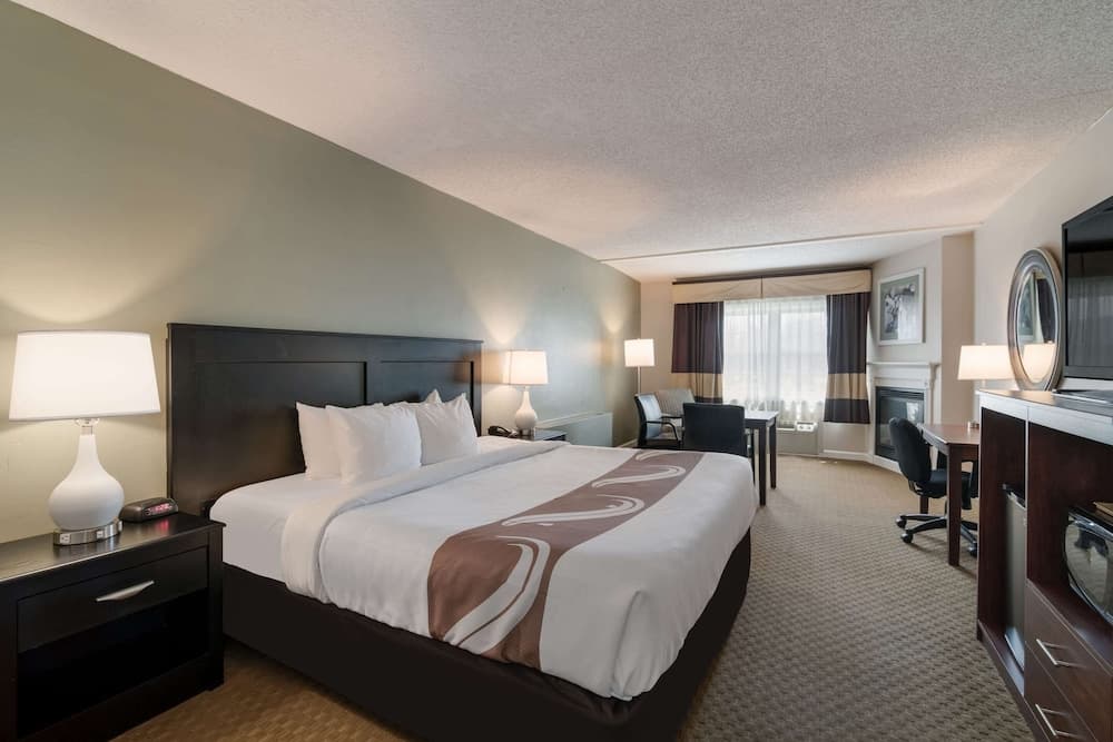 Quality Inn & Suites Auburn I-95 property views in Auburn, ME — gallery photo 3