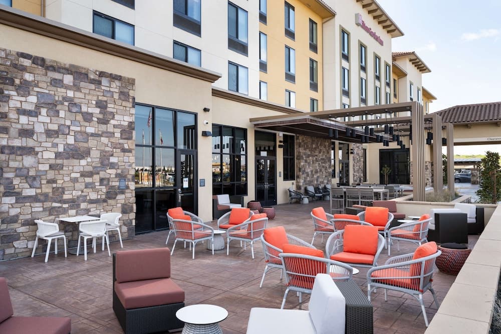 Hilton Garden Inn Visalia, Ca featured exterior or lobby in Visalia, CA — similar hotel