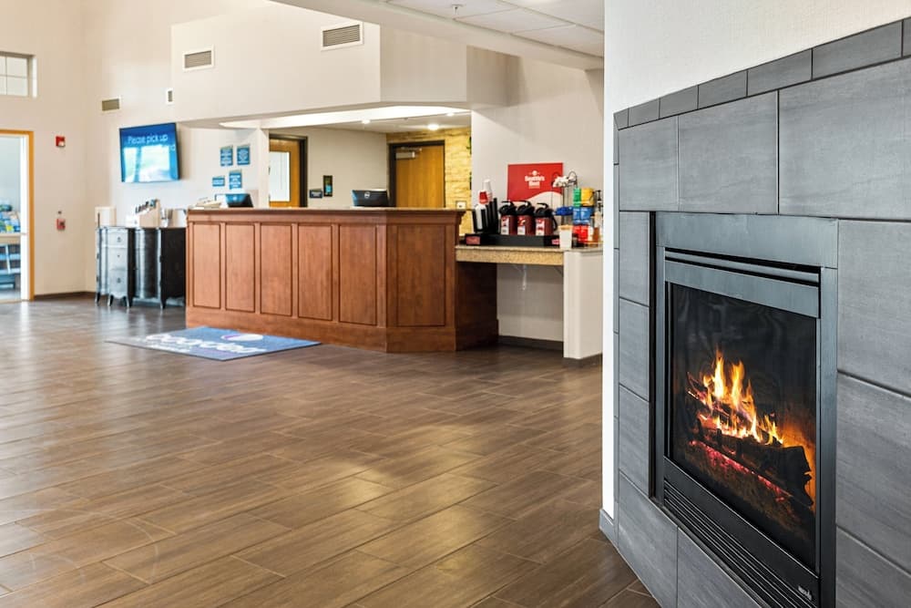 Boarders Inn & Suites by Cobblestone Hotels - Shawano property views in Shawano, WI — gallery photo 3