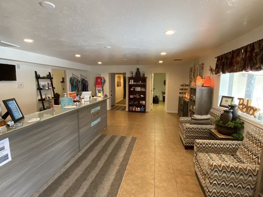 Stone Hollow interior in Vernal, UT — gallery photo 2