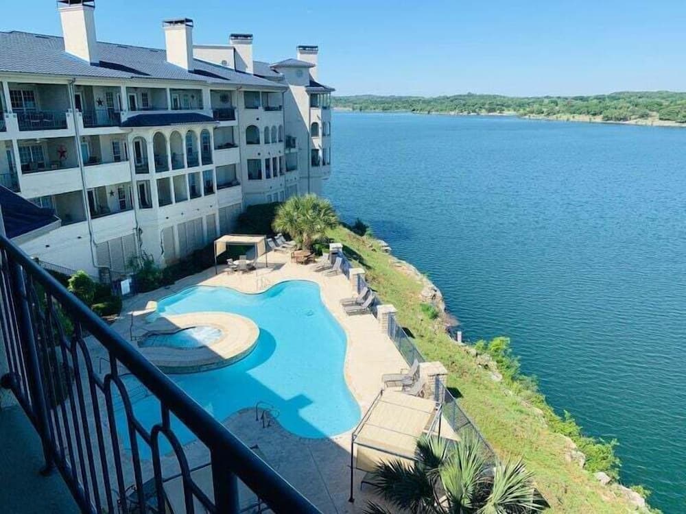Hill Country Island Retreat — hotel in Leander, Texas