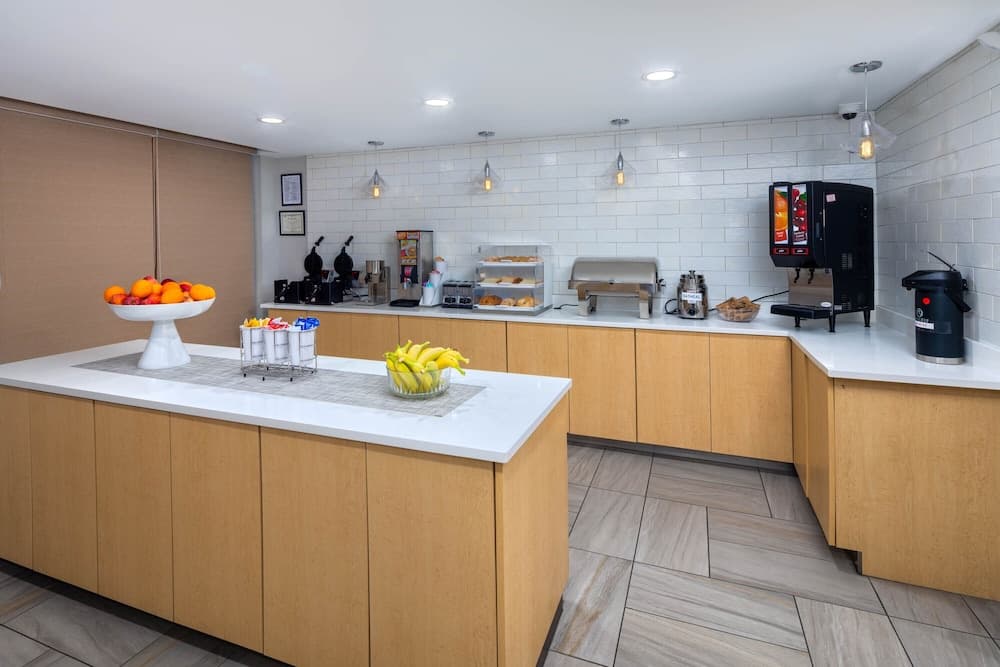 La Quinta Inn & Suites by Wyndham Perry gallery photo in Perry, GA — image 20