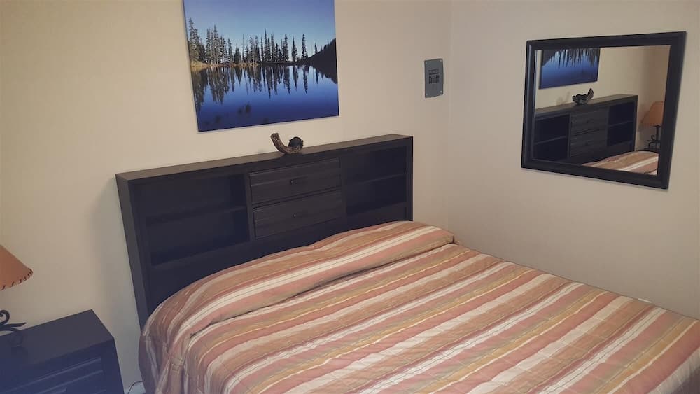 Auslander Condominiums property views in Red River, NM — gallery photo 3
