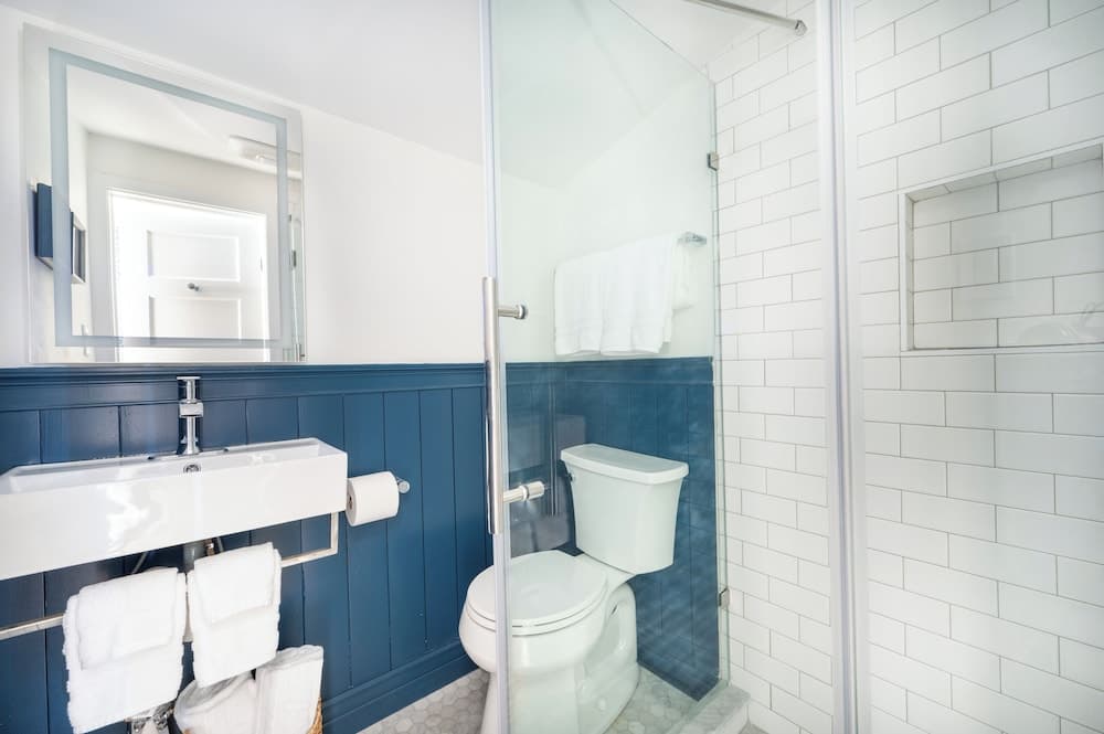 Marina Bay Cottages gallery photo in Waterford — image 64