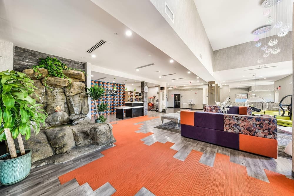 Hy-Lo Hotel, an Ascend Collection Hotel interior in Calera, OK — gallery photo 2