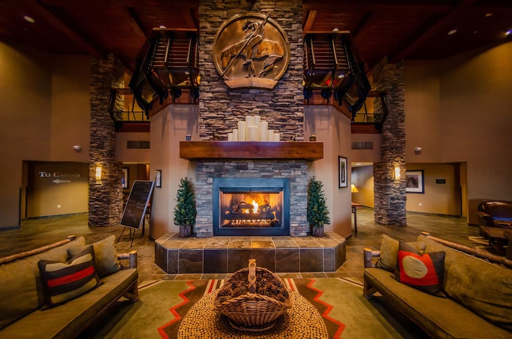 Lodge At Feather Falls Casino interior in Oroville, CA — gallery photo 2