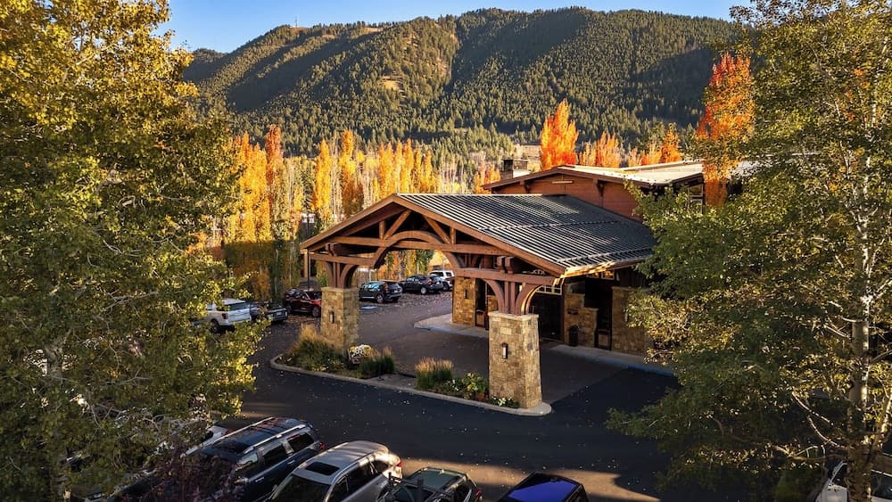 The Wyoming Inn of Jackson Hole property views in Jackson, WY — gallery photo 3