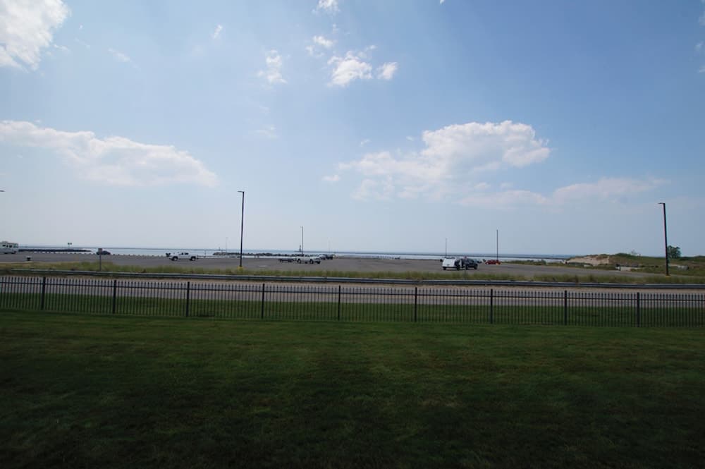 Snyder's Shoreline Inn gallery photo in Ludington, MI — image 92