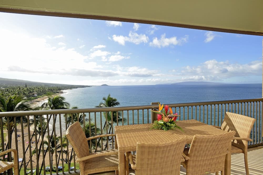 Mana Kai Maui- Official Onsite Rental featured exterior or lobby in Kihei, HI — similar hotel