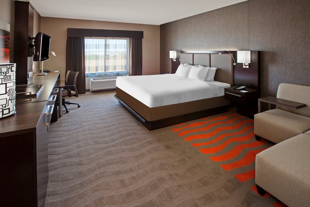 Holiday Inn Express and Suites Columbus Edinburgh by IHG gallery photo in Edinburgh, IN — image 16