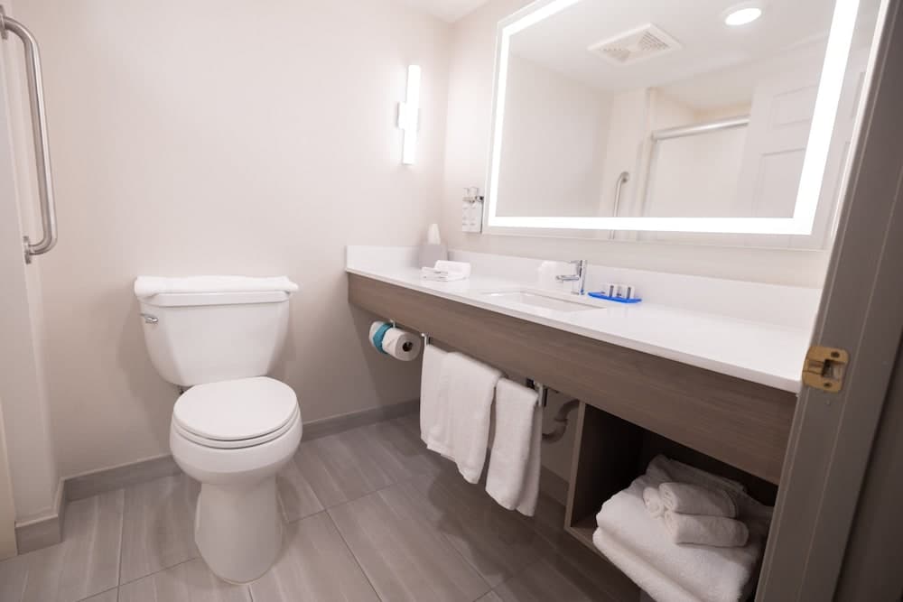 Holiday Inn Express Hotel & Suites Frackville by IHG gallery photo in Frackville, PA — image 31